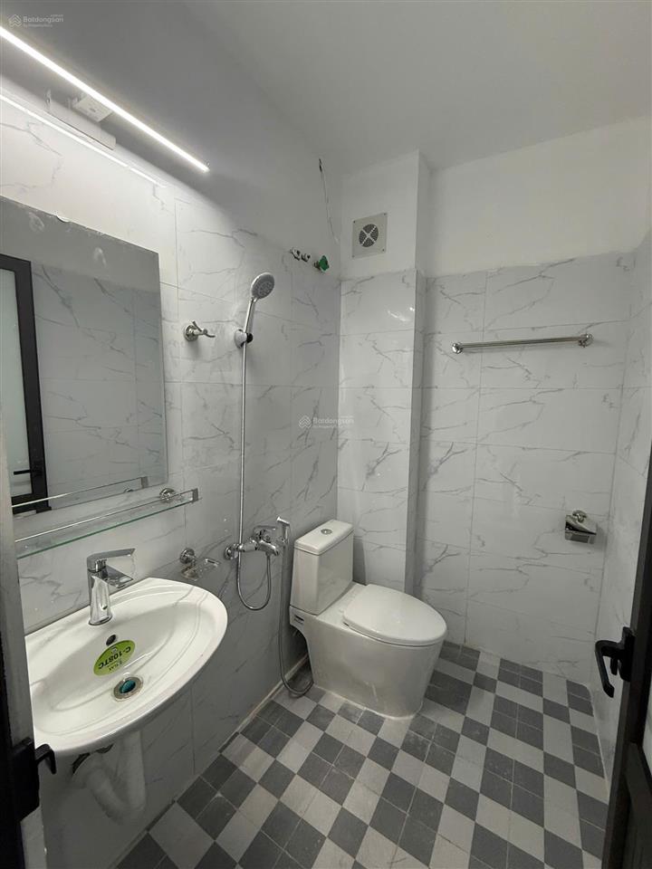 Nhà mới 40m2 x 4 tầng  ngõ 3m  gần đh kiểm sát & đh tdtt  từ 2.55 tỷ  10p di chuyển yên nghĩa