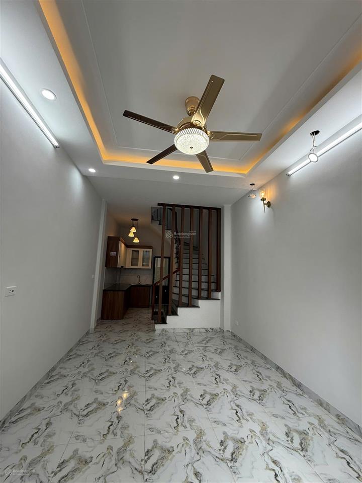 Nhà mới 40m2 x 4 tầng  ngõ 3m  gần đh kiểm sát & đh tdtt  từ 2.55 tỷ  10p di chuyển yên nghĩa