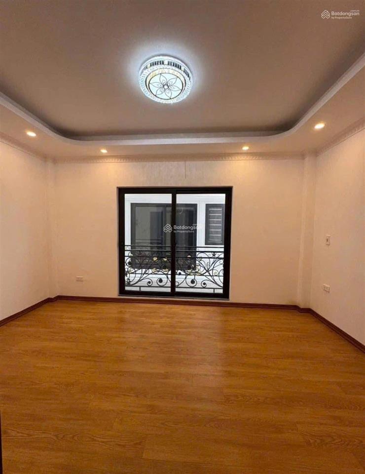 Bán nhà đơn lập, căn góc 3,7 tỷ, 35m2, 3pn, 4wc chỉ 500m ra ql6  3,5km ra bến xe yên nghĩa