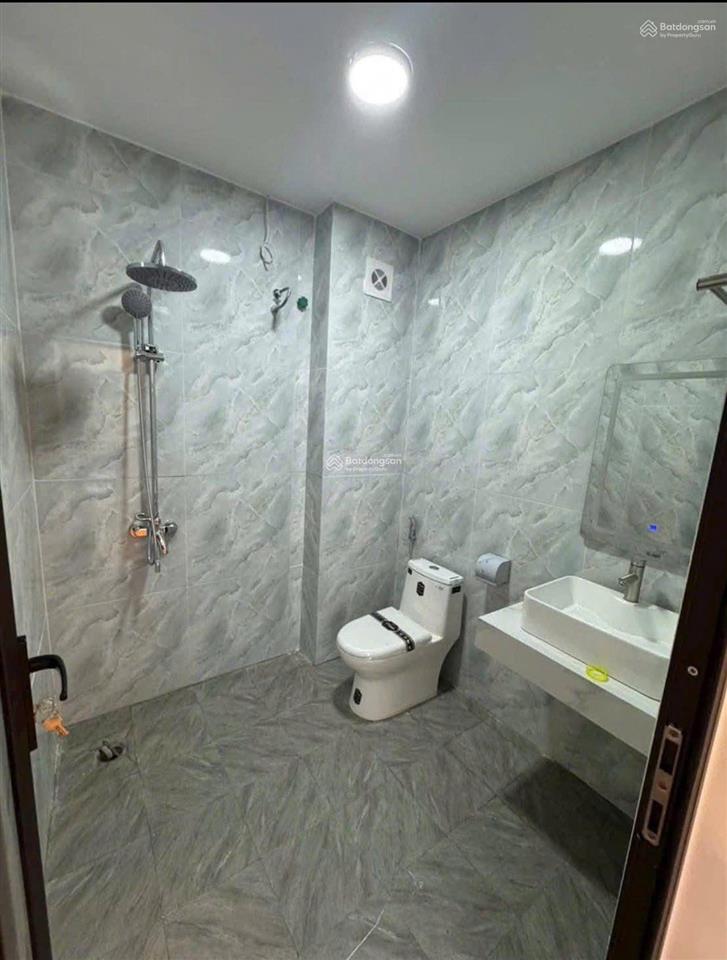 Bán nhà đơn lập, căn góc 3,7 tỷ, 35m2, 3pn, 4wc chỉ 500m ra ql6  3,5km ra bến xe yên nghĩa