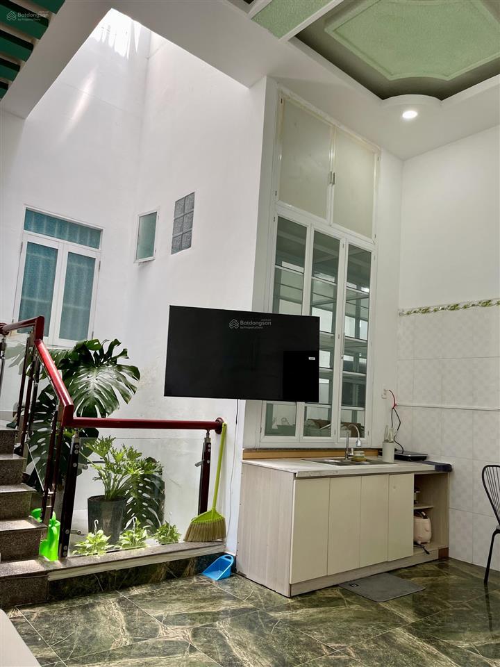 Cho thuê căn hộ 1pn, 1wc, 55m2 chỉ với 11 triệu tại thân nhân trung, nha trang.