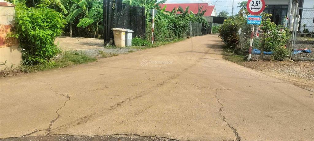Đất vườn diện tích 1000m2 giá 650 triệu bàu trâm, long khánh