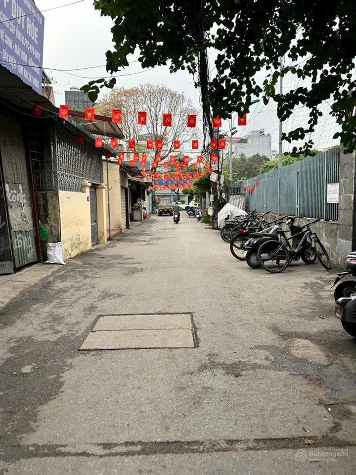 Bán nhà phố nhật chiêu ngõ thông tứ tung  gần phố  3 gác chạy vòng quanh  nhà đẹp ở luôn