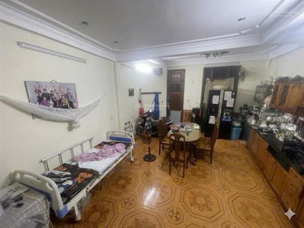 Cầu giấy mặt ngõ thông kinh doanh 30m ra mặt phố  ô tô qua nhà  giá tốt nhất thị trường