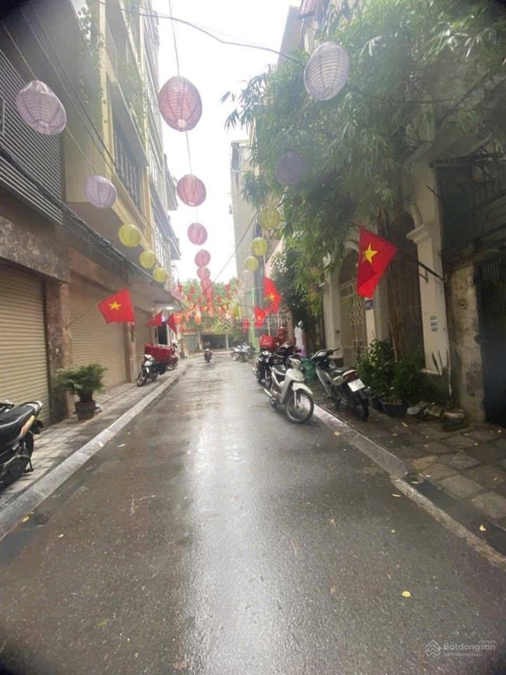 Phân lô quần ngựa  văn cao  ô tô tránh  kinh doanh  đi dạo hồ tây