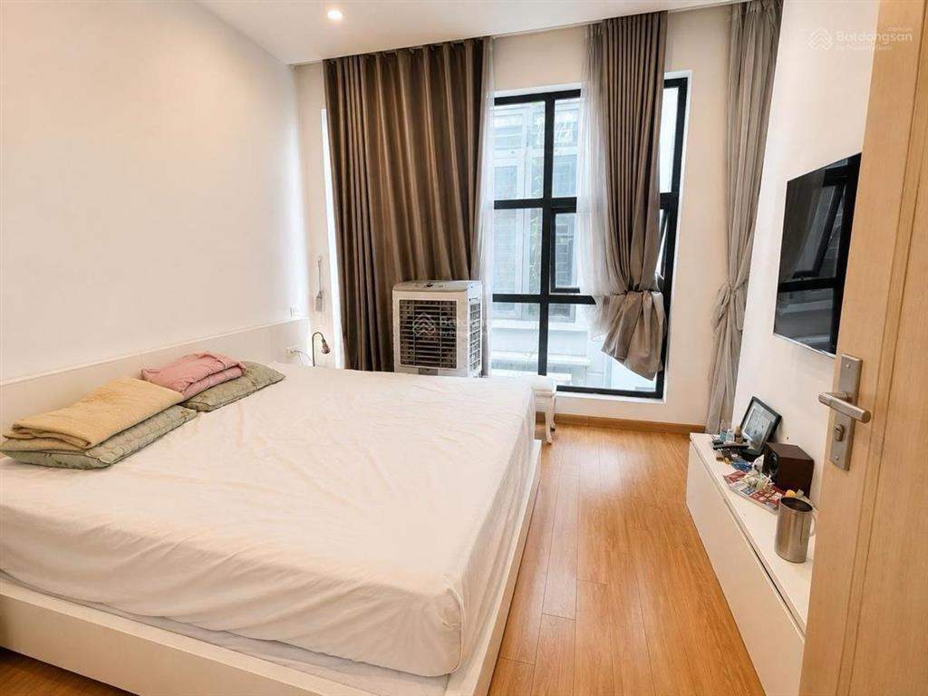 Phân lô xuân la  nhỉnh 370tr/m2 giá tốt khu vực  sổ vuông a4  ô tô chạy vòng quanh  dân trí cao