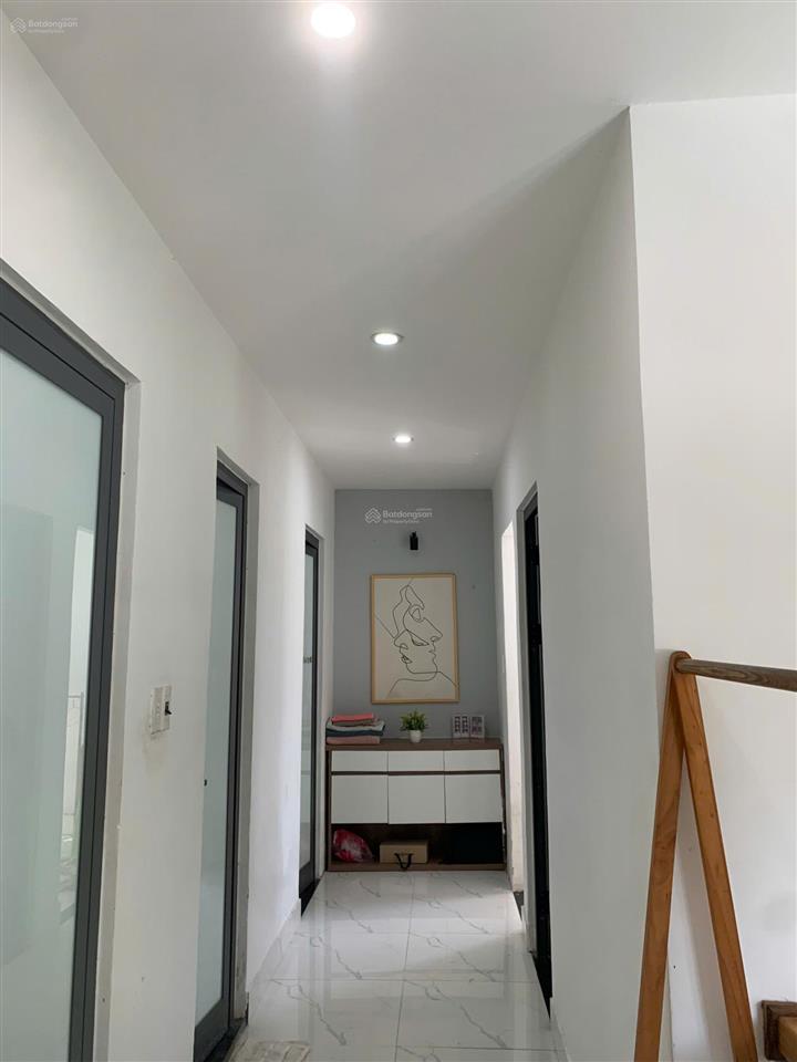 Bán nhà 2 tầng đường lê duẩn, trung tâm đà nẵng 50m2, 3 phòng ngủ, sổ đỏ, chỉ 3,5 tỷ