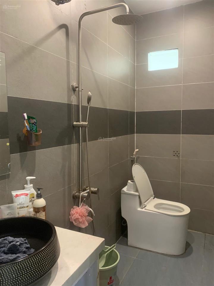 Bán nhà 2 tầng đường lê duẩn, trung tâm đà nẵng 50m2, 3 phòng ngủ, sổ đỏ, chỉ 3,5 tỷ