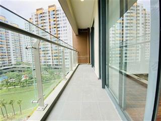Cho thuê căn 95m2 view kênh đào, nhà mới đẹp. giá thuê 12tr. nhận nhà ở liền