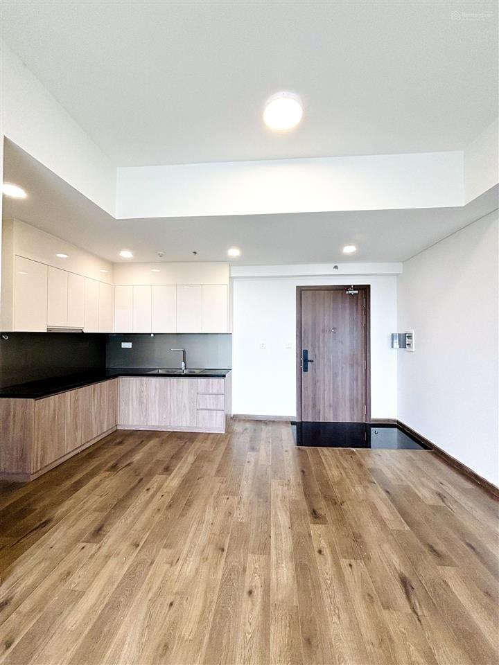 Bán căn hộ góc 86m2 toà panorama giá siêu tốt chỉ 5tỷ.  0932 552 ***