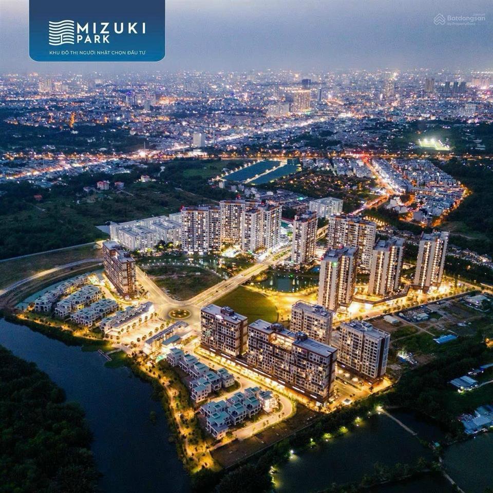 Bán căn hộ góc 86m2 toà panorama giá siêu tốt chỉ 5tỷ.  0932 552 ***