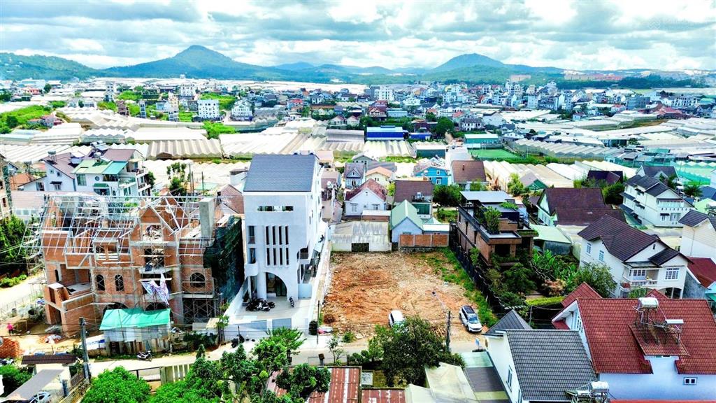 Hạ giá bán gấp lô đất đẹp vạn hạnh, p8, đà lạt 810m2 đất ở, phù hợp xây villa/khách sạn