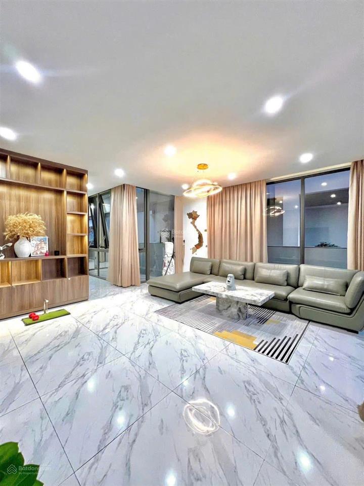 Chỉ 18.5 tỷ có ngay villa 5pn mặt tiền lý nam đế, p8, đà lạt  sổ hồng riêng