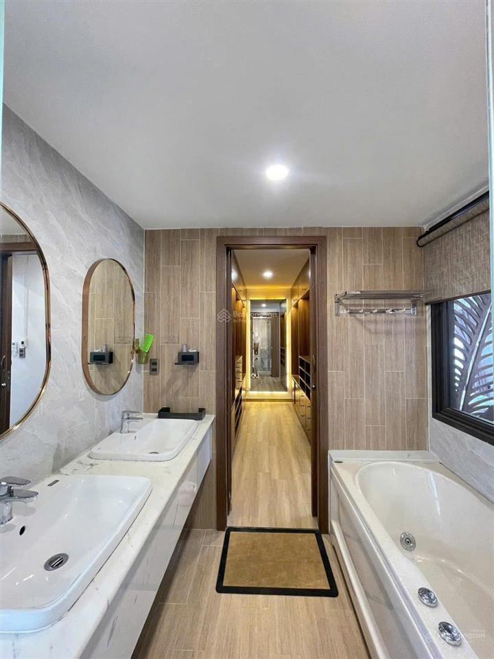 Chỉ 18.5 tỷ có ngay villa 5pn mặt tiền lý nam đế, p8, đà lạt  sổ hồng riêng