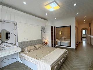 Bán nhà phố 5 tầng có thang máy trung tâm đà lạt, full nội thất, gara ô tô, 92m², giá 13,6tỷ