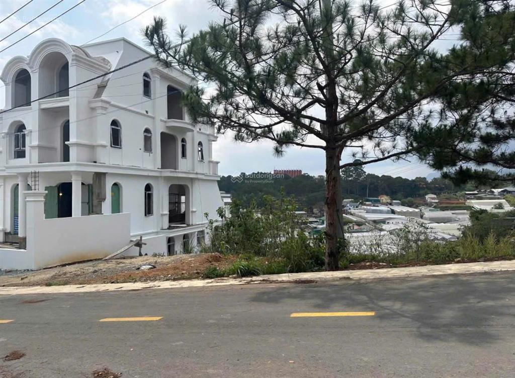 Hiếm có! bán lô đất villa siêu đẹp kqh đồi công đoàn, p. lâm viên, đà lạt