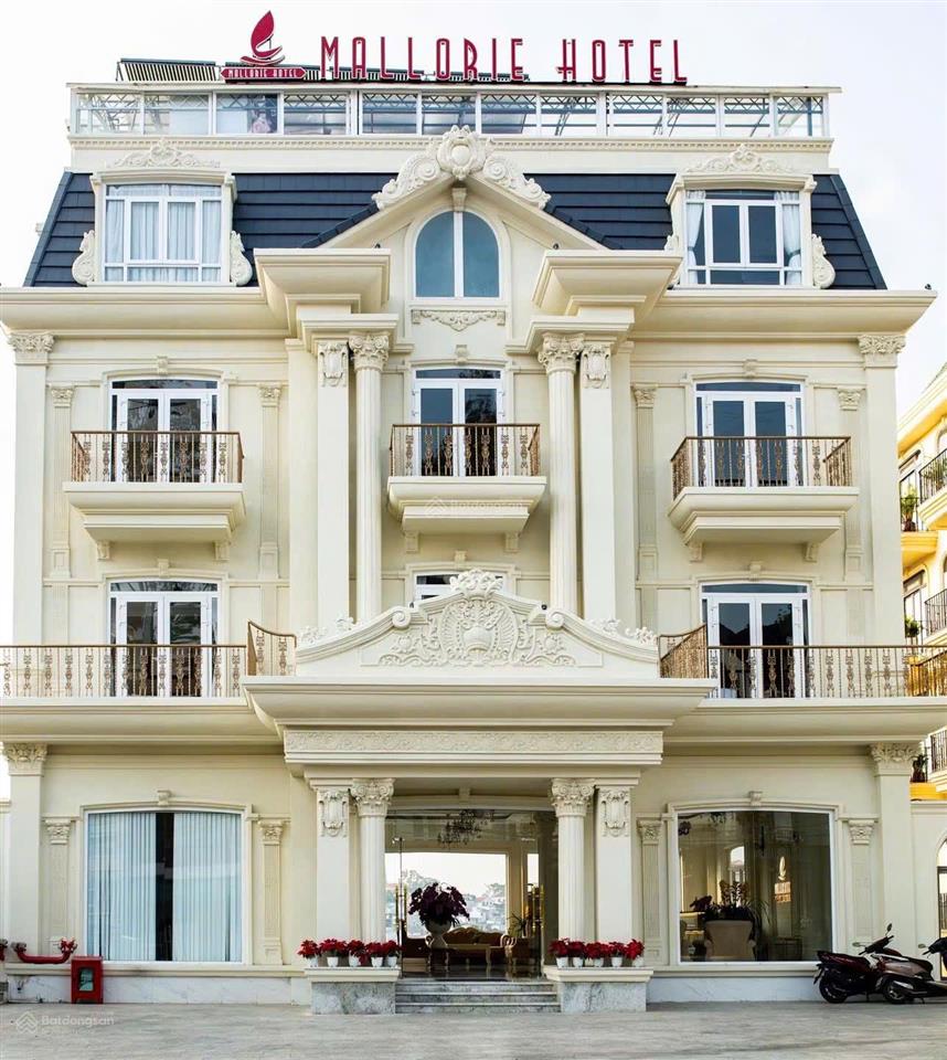 Bán khách sạn 3 sao mặt tiền tô hiến thành, tp đà lạt. dt 955m², 42 phòng, giá 180 tỷ