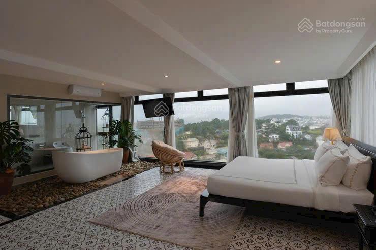 Bán khách sạn mặt tiền đống đa, đà lạt, hơn 30 phòng, view thung lũng, giá 105 tỷ