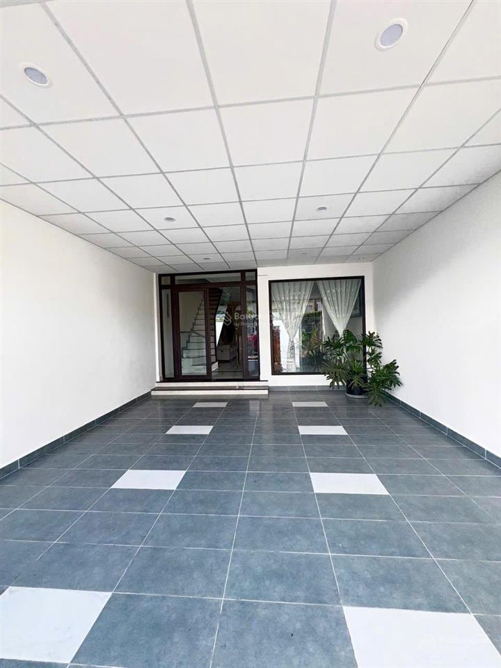 Bán nhà phố khu biệt thự tiamo dt 5x25m 125m2 giá hời khu (giáp chủ)