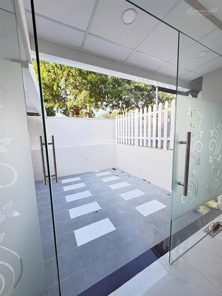 Bán nhà phố khu biệt thự tiamo dt 5x25m 125m2 giá hời khu (giáp chủ)