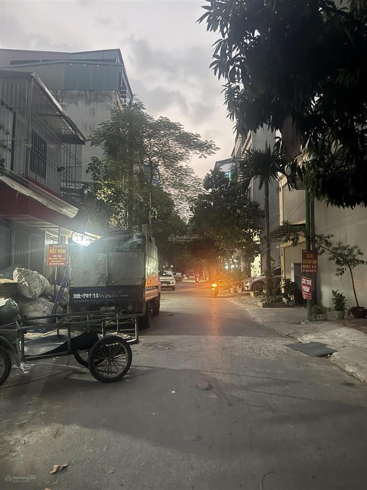 Bán lô đất liền kề tại tây nam linh đàm, vị trí đẹp