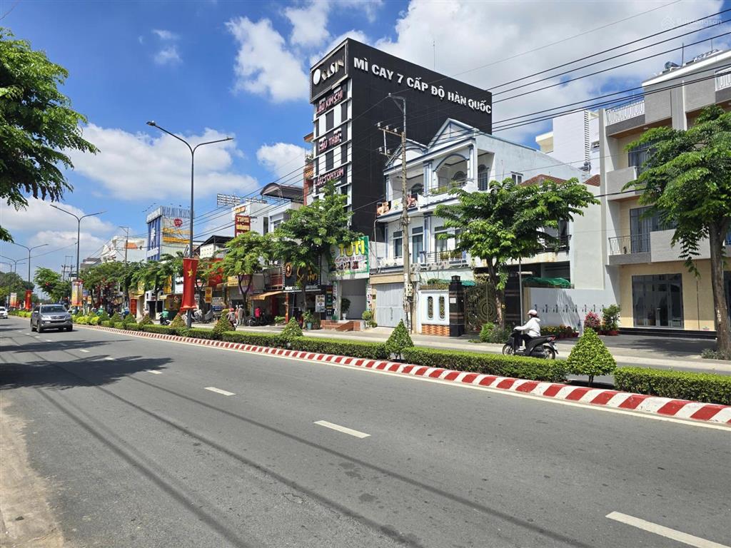 Bán đất mặt tiền đường phú lợi vip gần ngã 3 năm sanh, ngã 4 chợ đình
