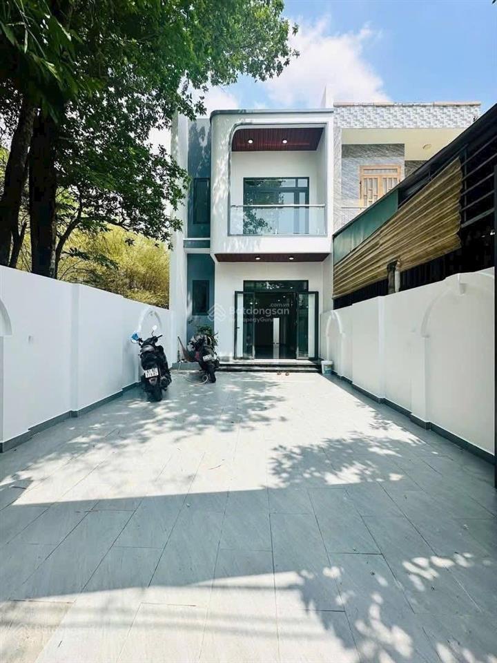 Bán nhà phú hoà 1 trệt 1 lầu đường nhựa 5m thông