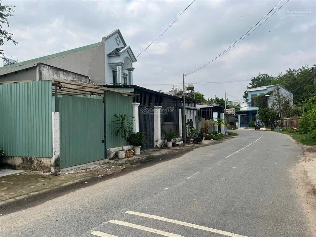 Bán đất mặt tiền dx 08 phú mỹ sát bên trường lái