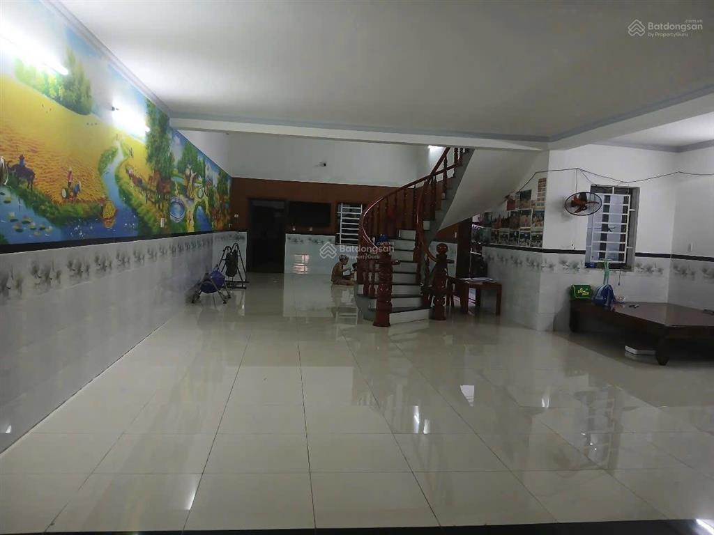 Bán gấp nhà mặt tiền đại lộ bình dương bến cát