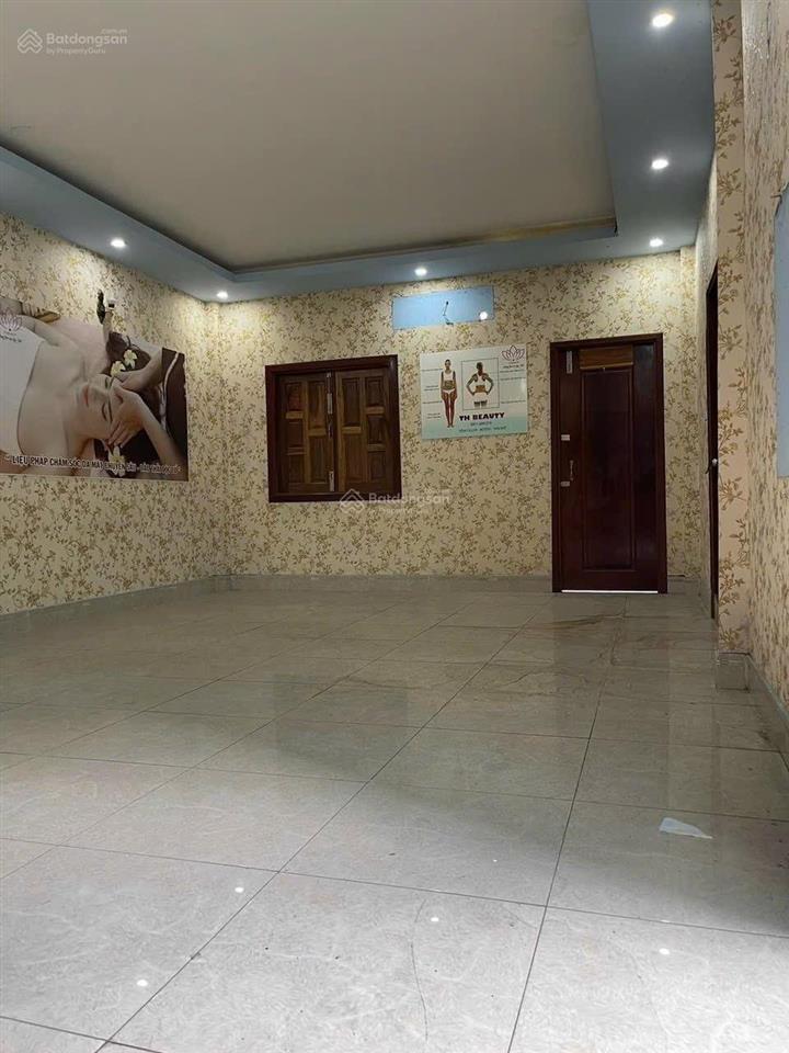 Chính chủ ngộp cần bán nhà gấp giá tốt mặt tiền đại lộ bình dương