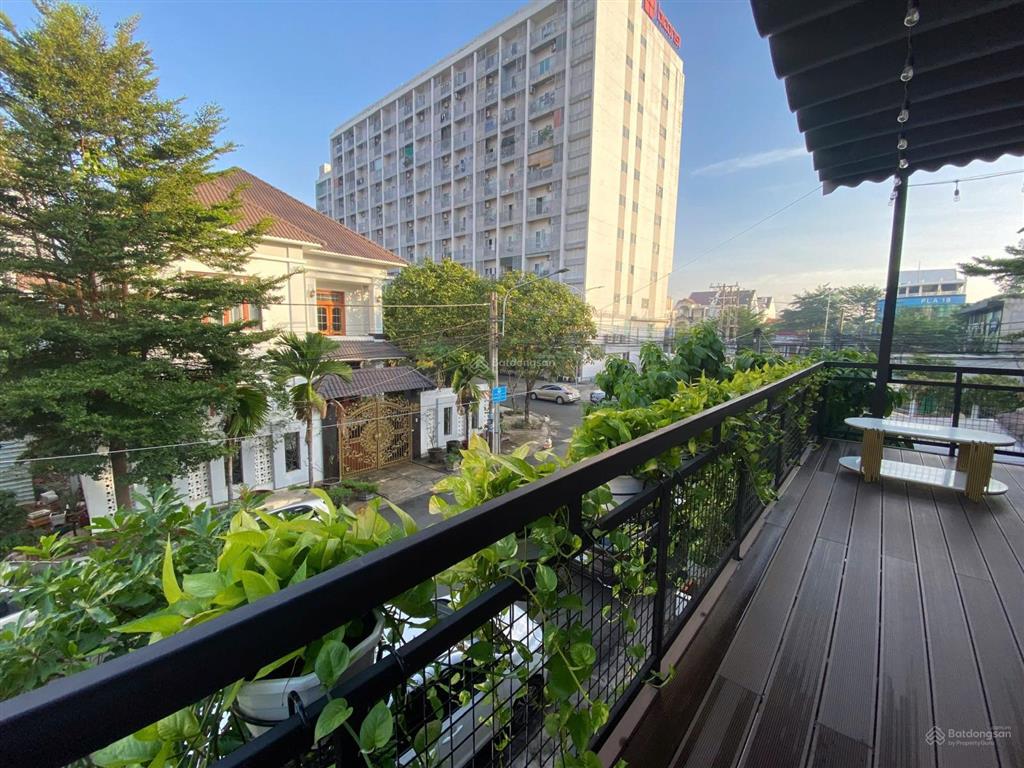 Bán nhà đẹp giá rẻ khu dân cư phú hoà ngay chân chung cư