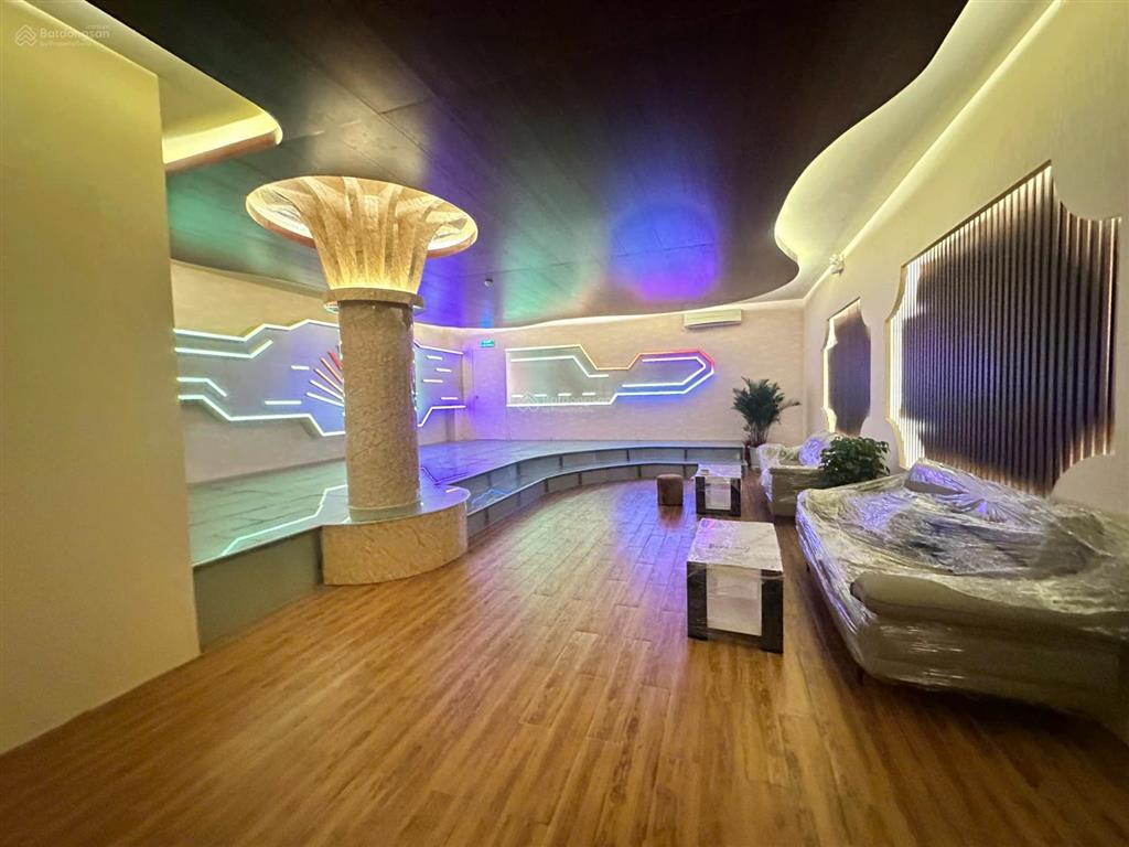 Bán nhà bất động sản dòng tiền đang cho thuê thu nhập cao