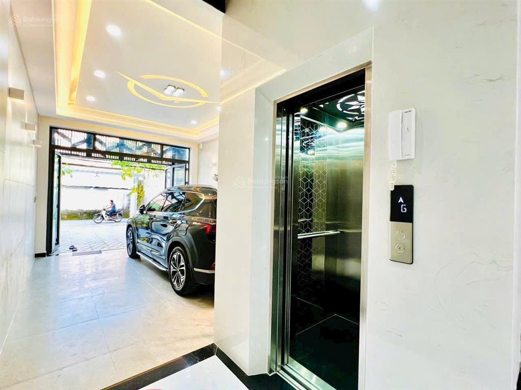 Mặt tiền đường số 44 phường 14 gò vấp. 4.25x25m. 5 tấm thang máy