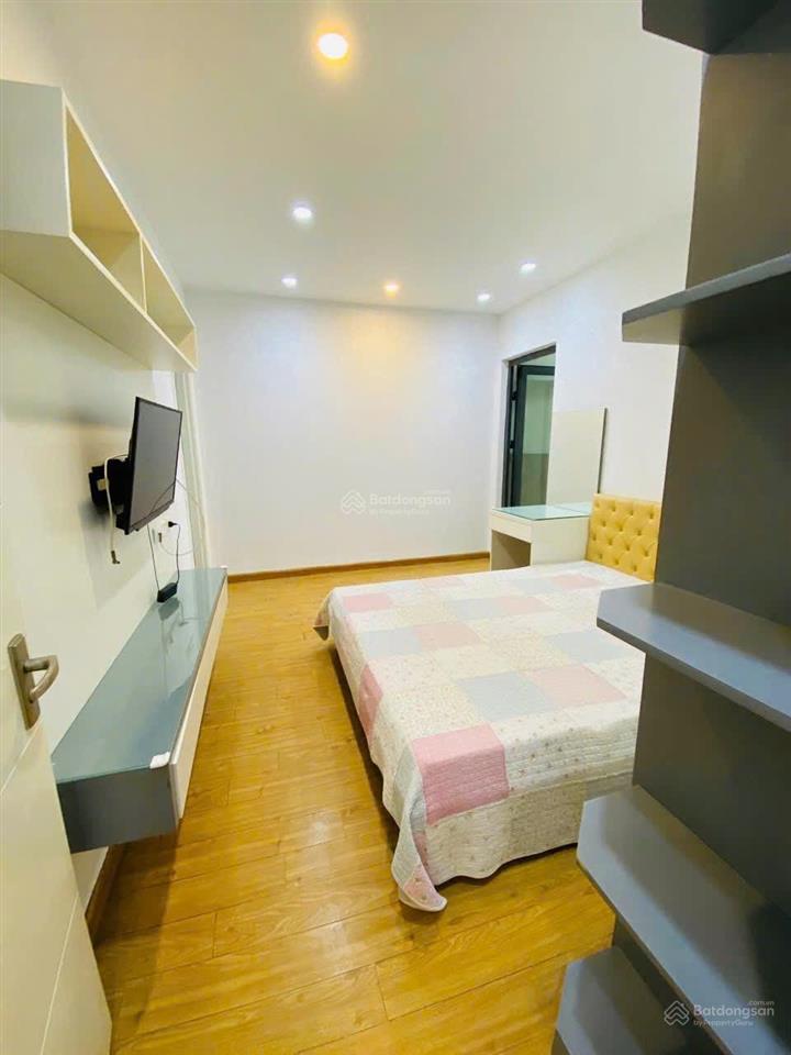 Bán căn hộ chung cư goldsilk complex, 6 tỷ vnd, 78m2, giá quá rẻ. không mua bây giờ thì bao giờ