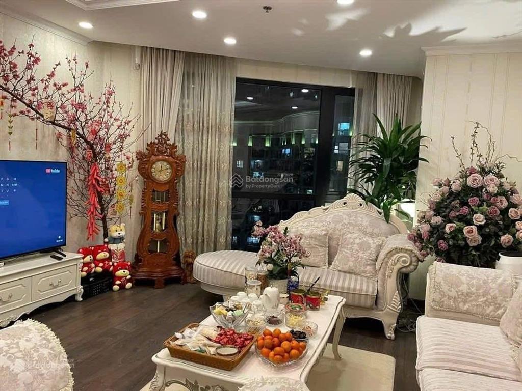 Bán chung cư royal city, 13,4 tỷ vnd, 130m2, đẹp, nhiều tiện ích tại thanh xuân, siêu rẻ nhất hn