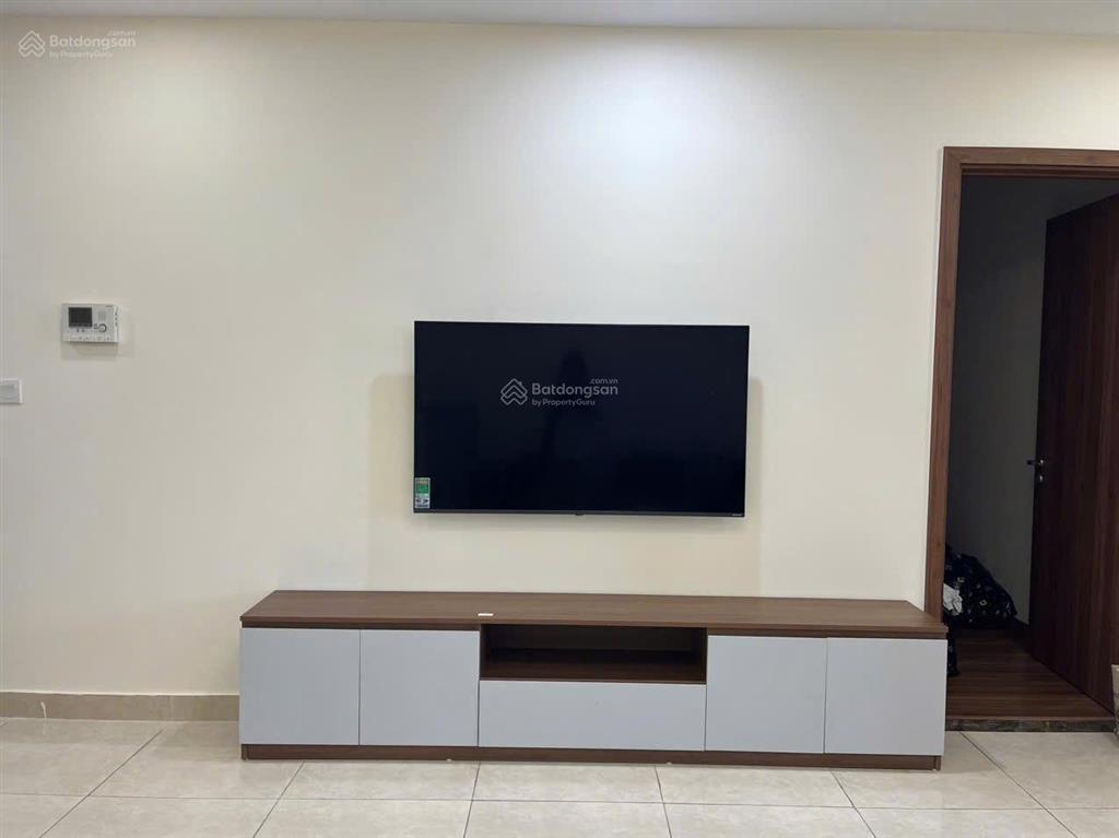 Bán ch đẹp tại golden park tower, 9.5 tỷ, 98m2, có 3pn, 2wc, nhiều tiện ích, view hồ, ban công dài.