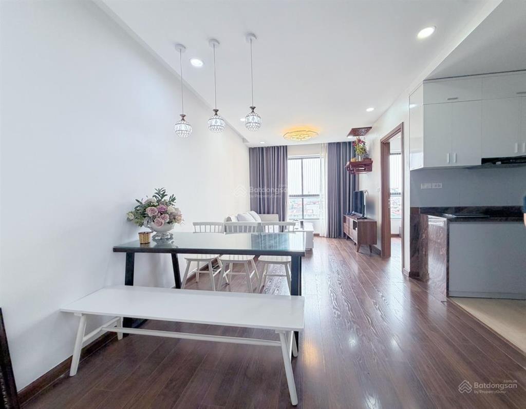 Chính chủ bán nhà tâm huyết 2pn, 2wc, 70m2 tại five star kim giang, giá 5,868 tỷ, bao đẹp hot.