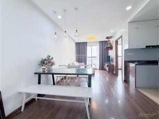 Chính chủ bán nhà tâm huyết 2pn, 2wc, 70m2 tại five star kim giang, giá 5,868 tỷ, bao đẹp hot.