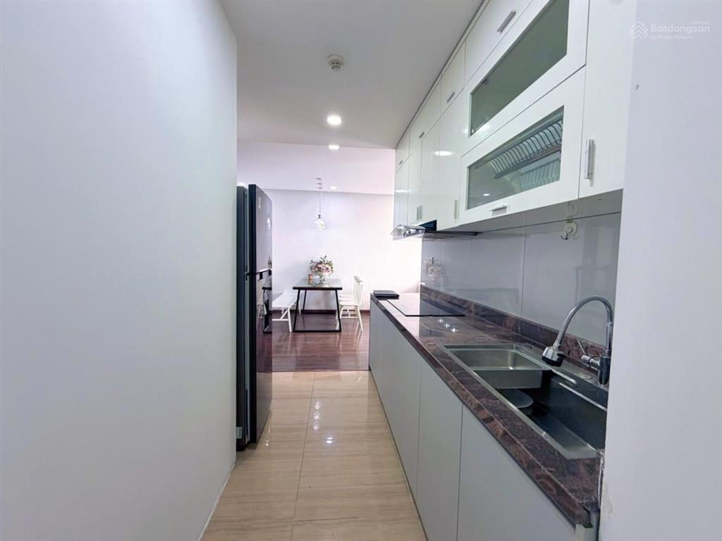 Chính chủ bán nhà tâm huyết 2pn, 2wc, 70m2 tại five star kim giang, giá 5,868 tỷ, bao đẹp hot.