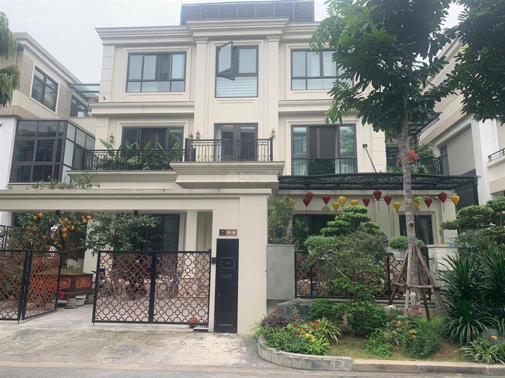 Cần bán biệt thự  lk cao cấp starlake tây hồ tây 0988 185 ***