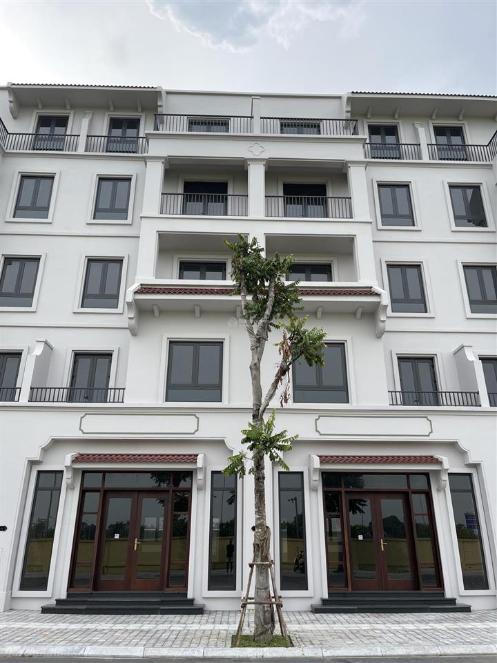 Chính chủ gửi bán gấp liền kề nhật nguyệt cạnh vincom trường học giá gốc 17 tỷ bán nhanh