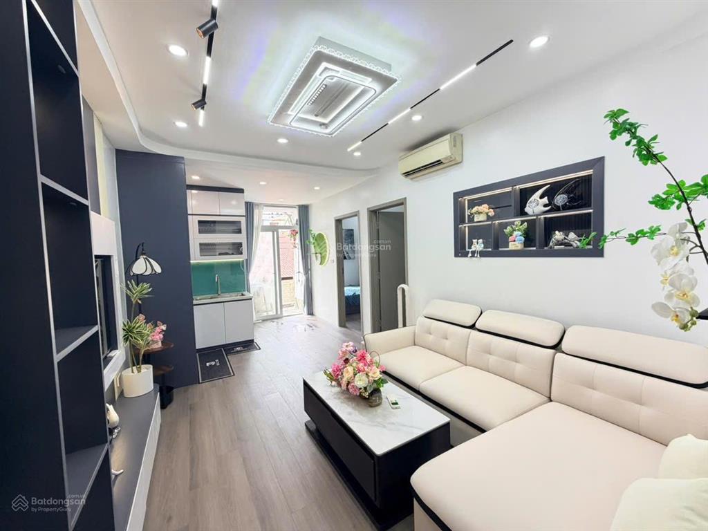 Chính chủ bán căn ccmn 50m 2 ngủ doãn kế thiện  mai dịch chỉ hơn 2tỷ2x sẵn sổ hồng. ký công chứng