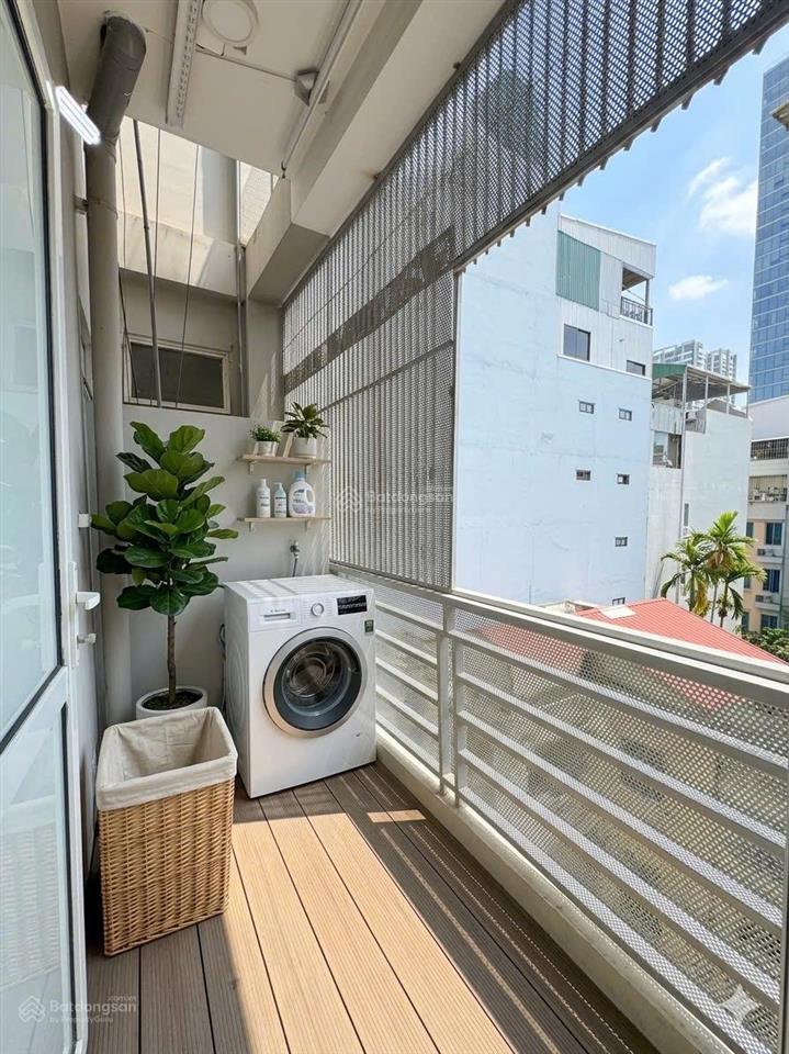 Chính chủ cho thuê căn hộ ccmn 50m doãn kế thiện  mai dịch  cầu giấy 2 ngủ, 1 khách 8tr/tháng