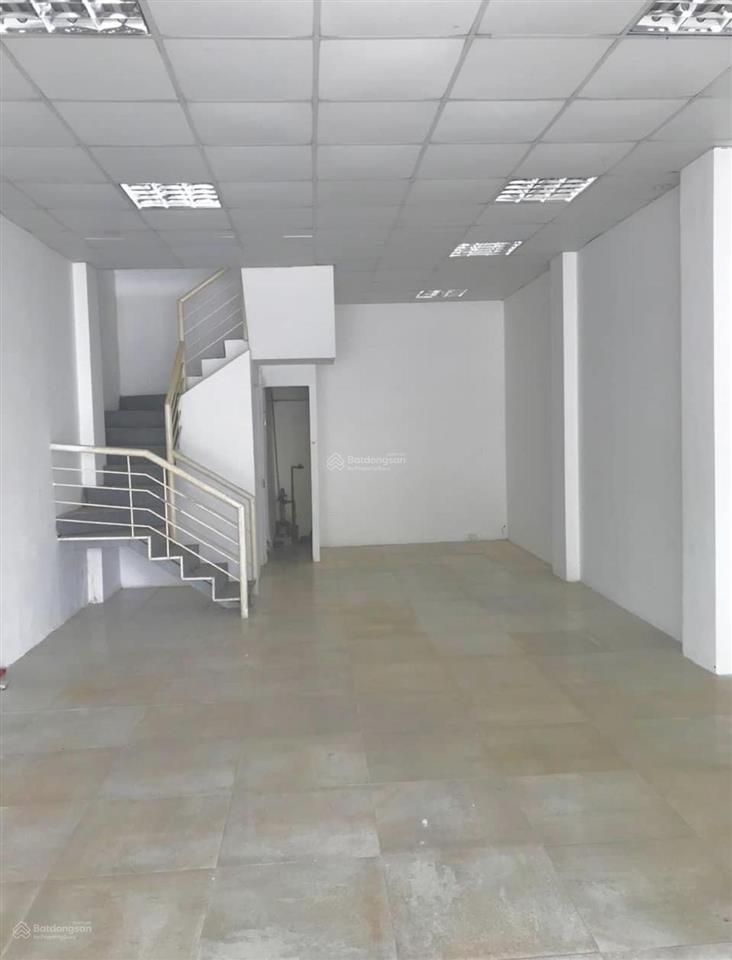Cần bán nhà mặt phố 26 vạn phúc hà đông,vị trí đắc địa,kinh doanh sầm uất, 120m2 thông sàn,2 tầng