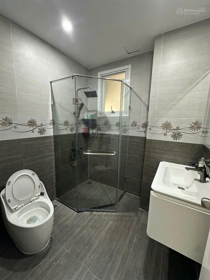 Cần bán gấp căn hộ green view, dt 106m2 căn góc tầng cao view sông 3pn 2wc giá 8,6 tỷ thương lượng