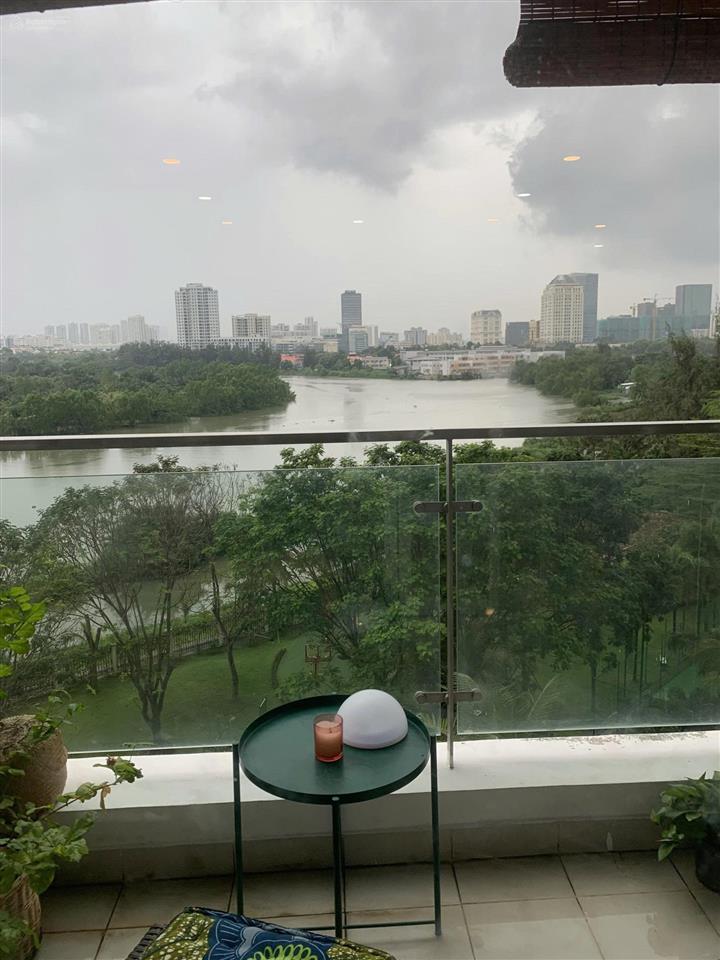 Cần cho thuê nhanh căn riverside residence, 136m2 view trực diện sông, giá 28 tr/th.  0946 956 ***