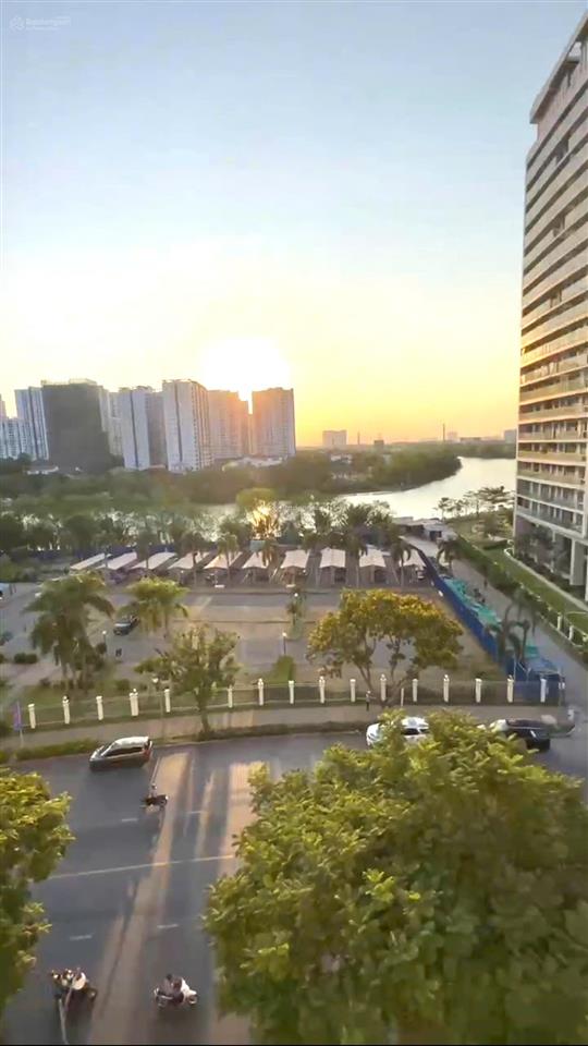 Cần cho thuê nhanh căn hộ mỹ đức view sông, dt 120m2, thiết kế 3pn, giá 28 tr/th.  0946 956 ***