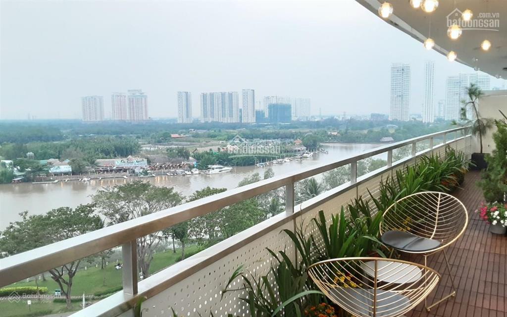 Bán căn hộ riverpark residence, 135m2 view công viên giá 14,3 tỷ thương lượng.  0946 956 ***