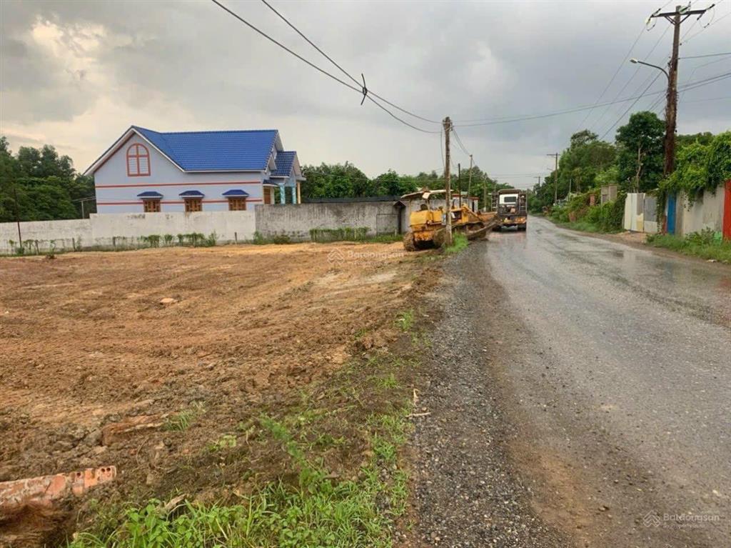8,9 tỷ 3497m2, lô g, lô góc 3 mặt tiền tại châu pha  bà rịa (phú mỹ, brvt) gần cảng và kcn