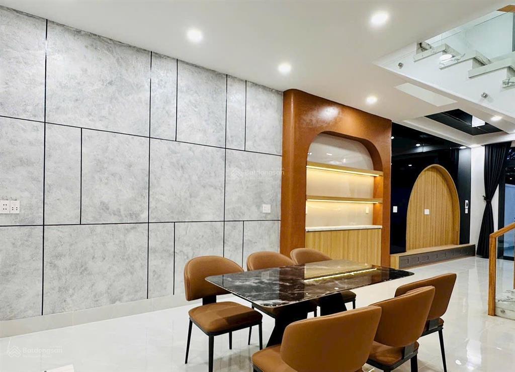 2,95 tỷ nhà 1 trệt 1 lầu trảng dài
có thương lượng hỗ trợ vay ngân hàng